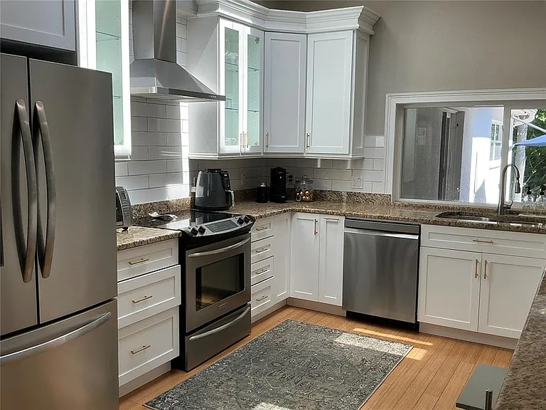 370 Foster Ln — Photo 8