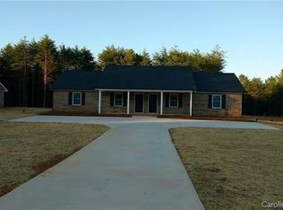 1863 Shuford Rd, Lincolnton, NC 28092