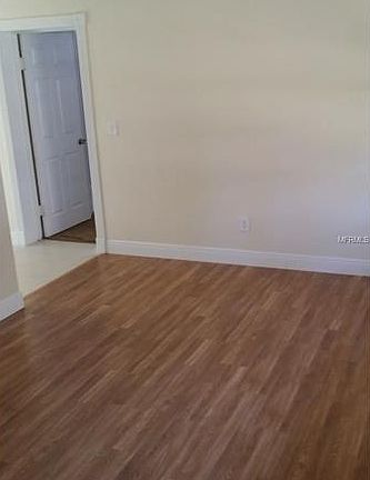 5th image of 2716 Orangehurst St