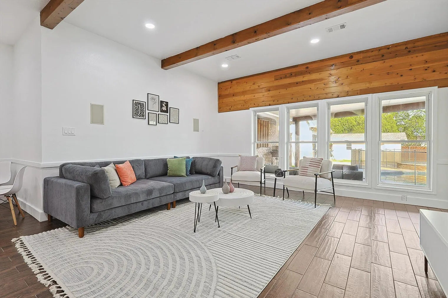 4 bed, 2.0 bath, 2497 sqft, $12,838 — Photo 1