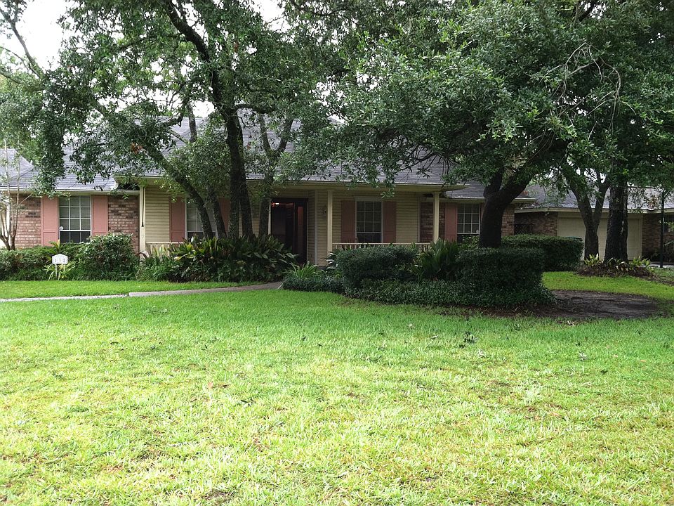 1st image of 132 Thatcher Dr