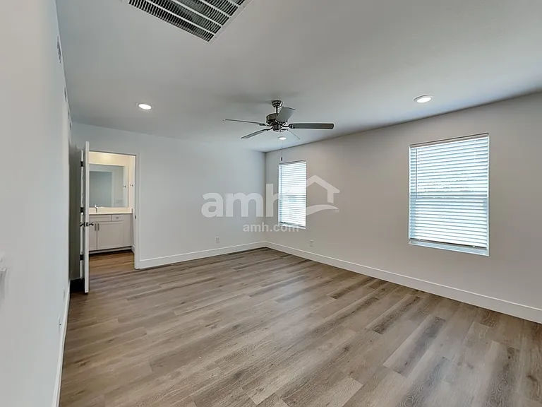 9131 Golden Sunflower Ct — Photo 9