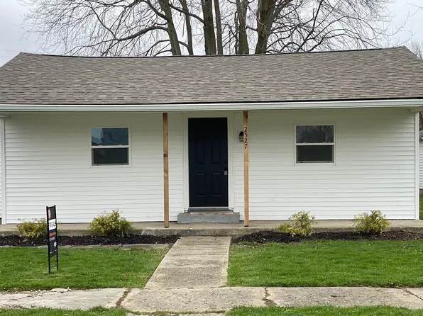 2527 N B St, Elwood, IN 46036