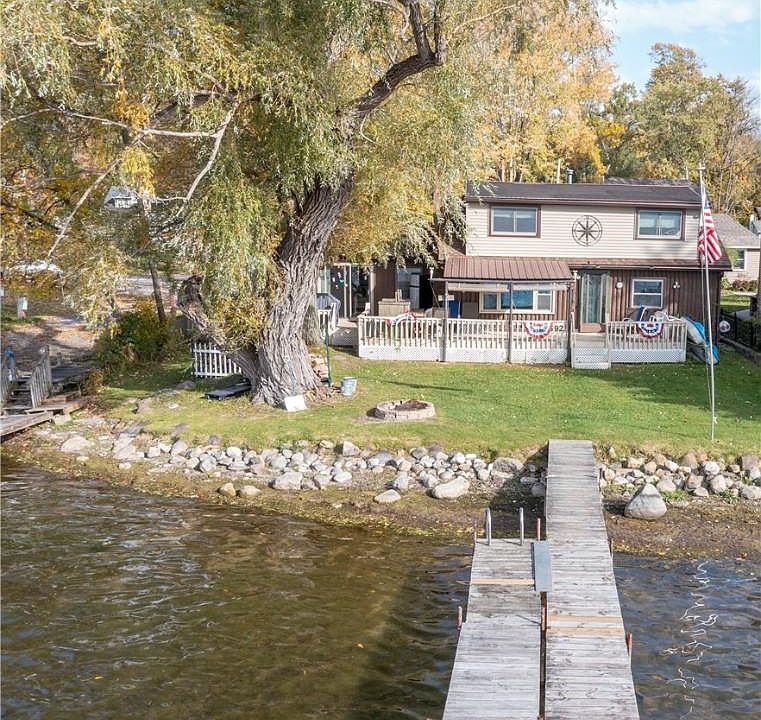 1st image of 3592 Shoreline Dr