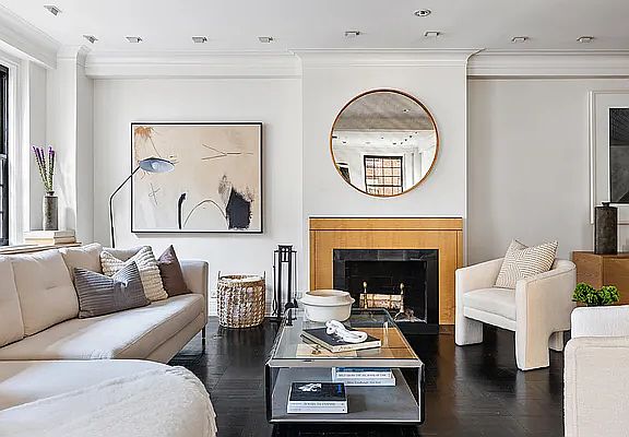 3rd image of 129 E 69th St #6/7A