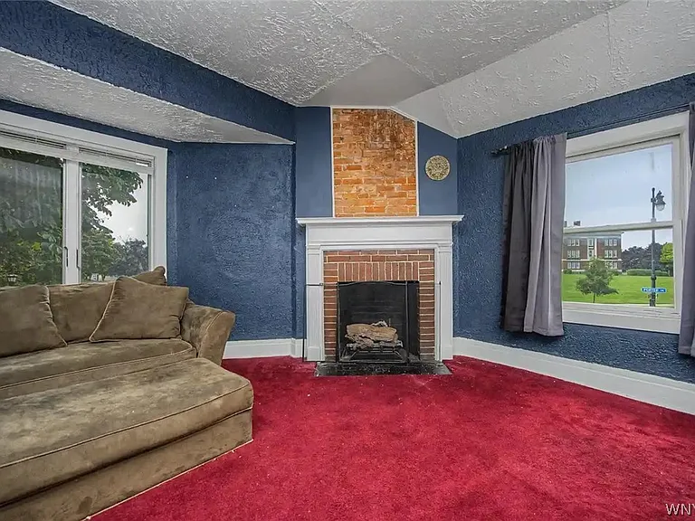 485 Porter Ave — Photo 9