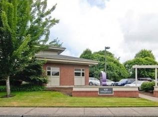 939 Willagillespie Rd, Eugene, OR 97401