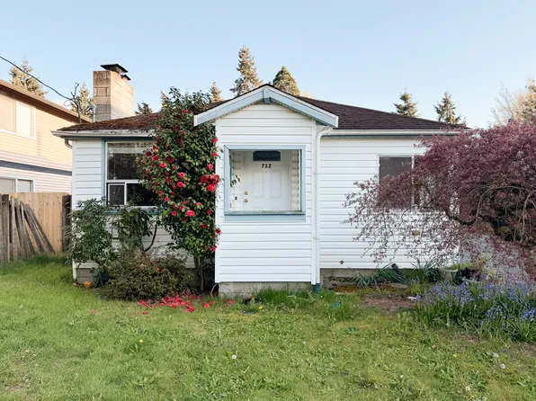 732 10th St NE, Auburn, WA 98002