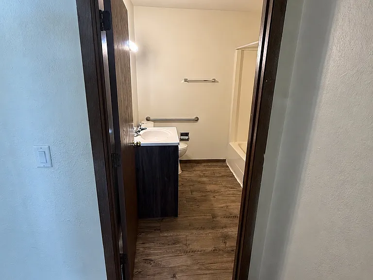 901 Progress St #5 — Photo 6