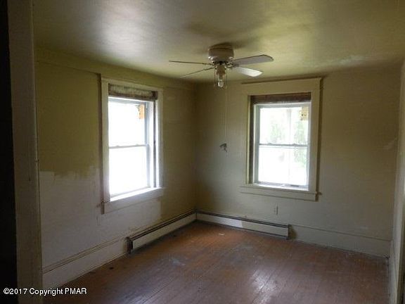 2nd image of 629 Cypress St