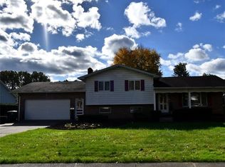 2941 Regal Dr NW, Warren, OH