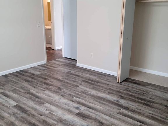 5th image of 2789 Erna Dr APT 4
