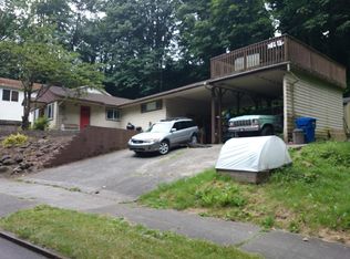 9341 Carkeek Dr S, Seattle, WA 98118