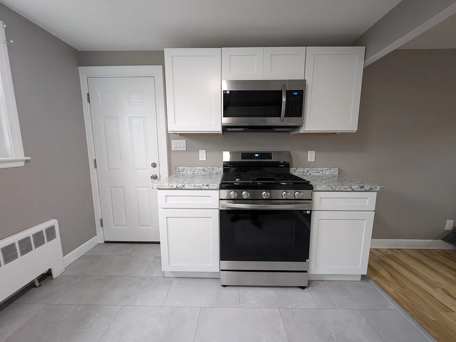 2 bed, 680 sqft, $2,500 — Photo 3