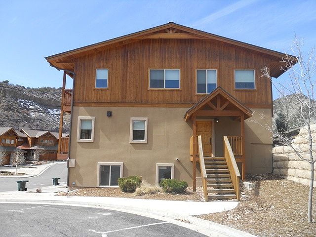 1st image of 115 River Oaks Ct