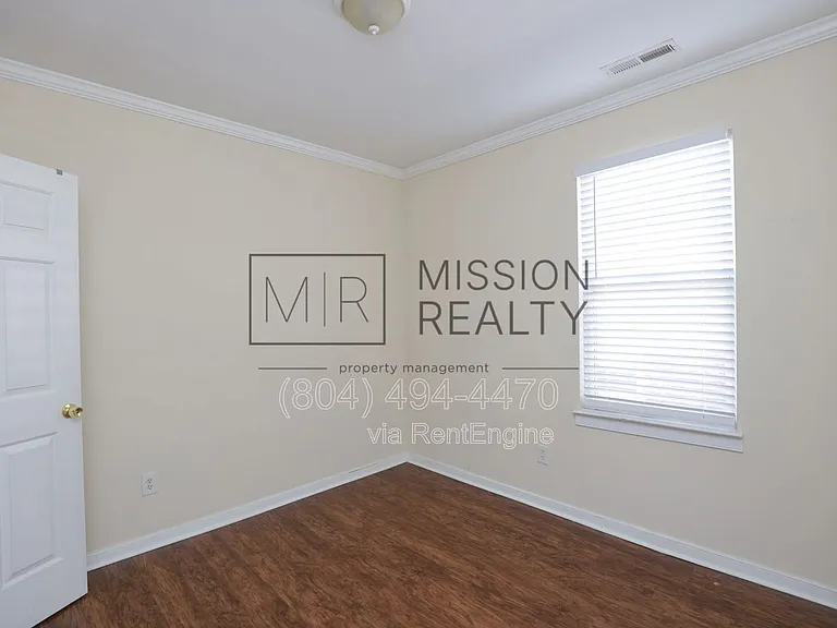 1402 Bainbridge St #B — Photo 14