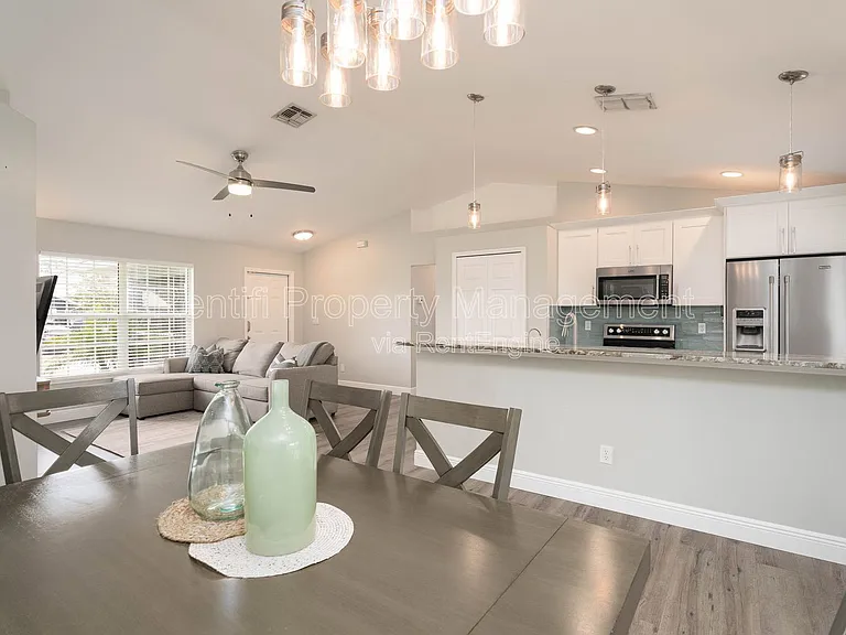 18266 Fuchsia Rd — Photo 8