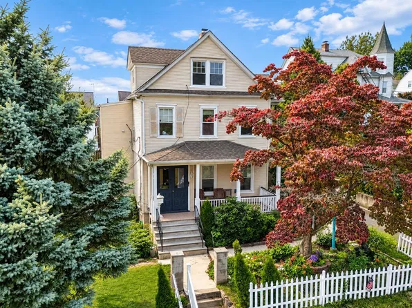 108 Soundview Street, Port Chester, NY 10573