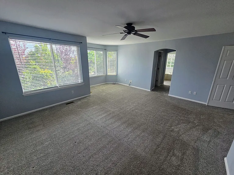 10232 Jill Ave — Photo 15