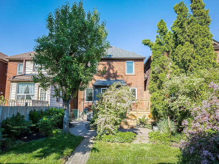 546 Beresford Ave — Photo 22