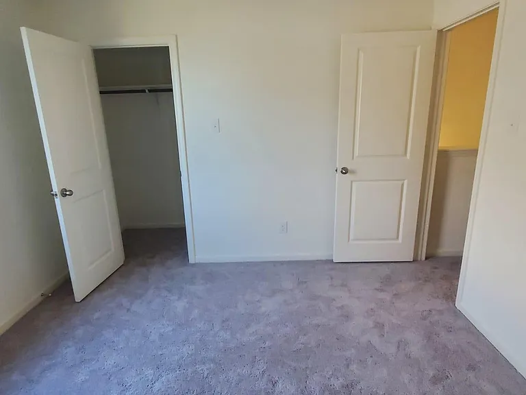 412 Forest St — Photo 14