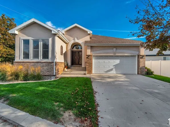 1962 E Innsbruck Way, Holladay, UT 84121
