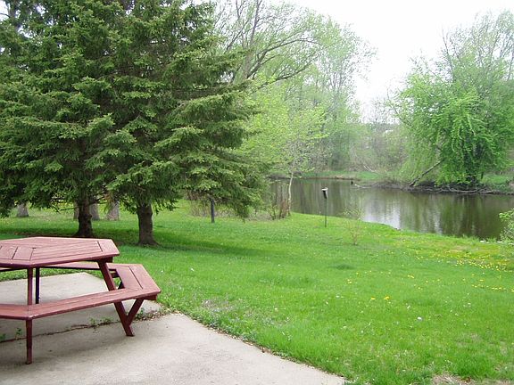 Private Elk River frontage