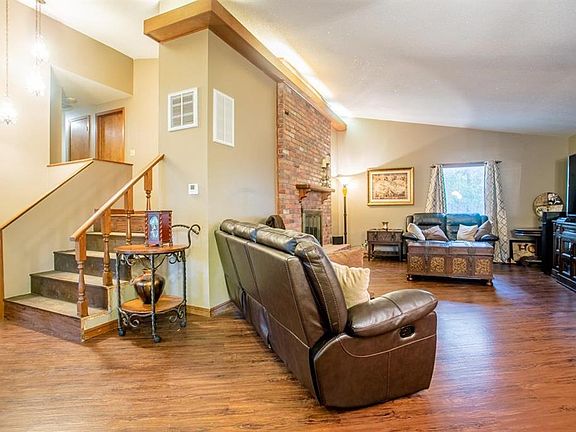 4th image of 1488 County Road 4300