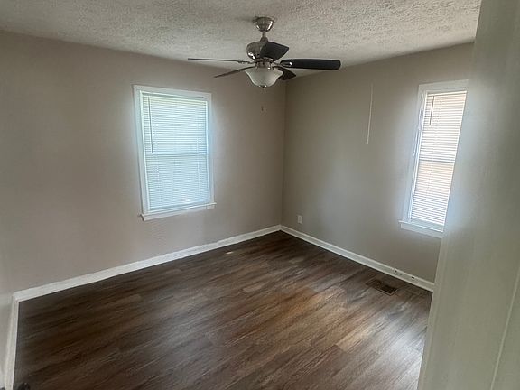 2nd image of 3440 Glendale Ave
