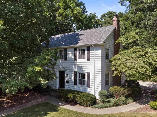 3314 Irvington Dr, Fort Wayne, IN 46805