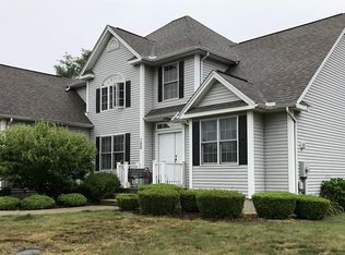 122 Cardinal Way, Northampton, MA 01062