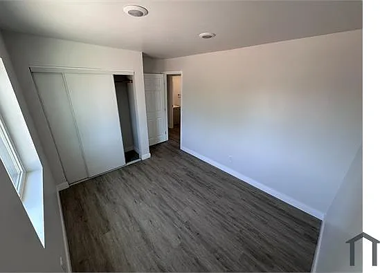 2 bed, 600 sqft, $1,990 — Photo 2