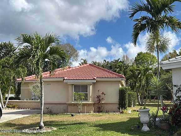 3rd image of 5978 Las Colinas Cir