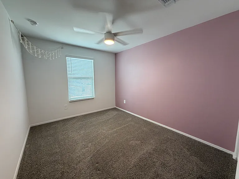 10442 W Guildford Ln — Photo 22
