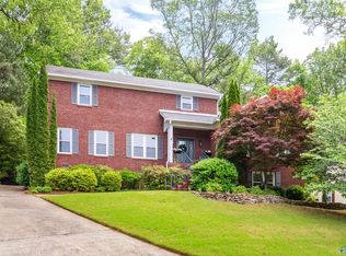 1807 Cross Creek Rd SE, Huntsville, AL 35802