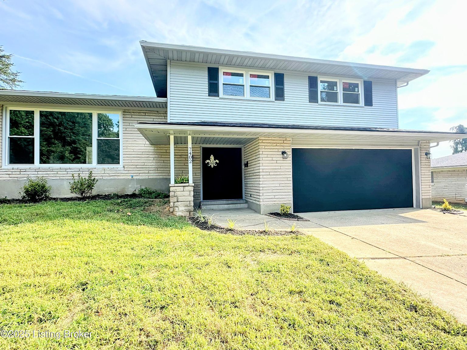 7402 Nottoway Cir, Louisville, KY 40214 | Zillow