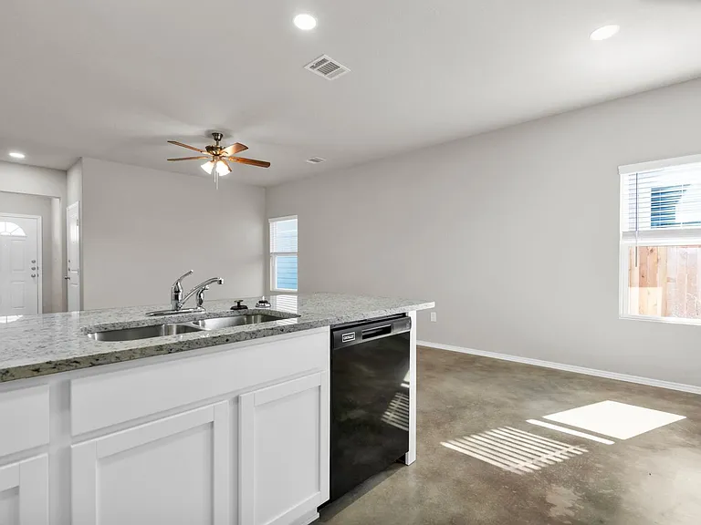 9426 Apple Ridge Ln — Photo 12
