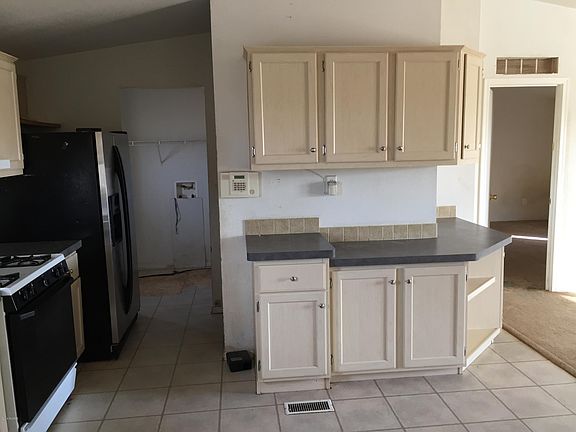 5th image of 17522 W Redrock Ln