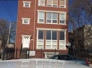 214 E 37th St APT 1, Chicago, IL 60653