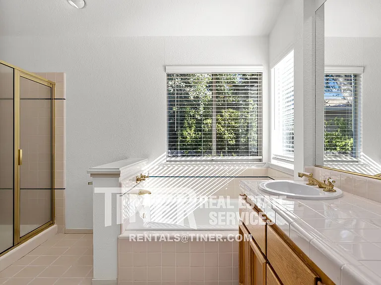 180 Briggs Ranch Dr — Photo 30