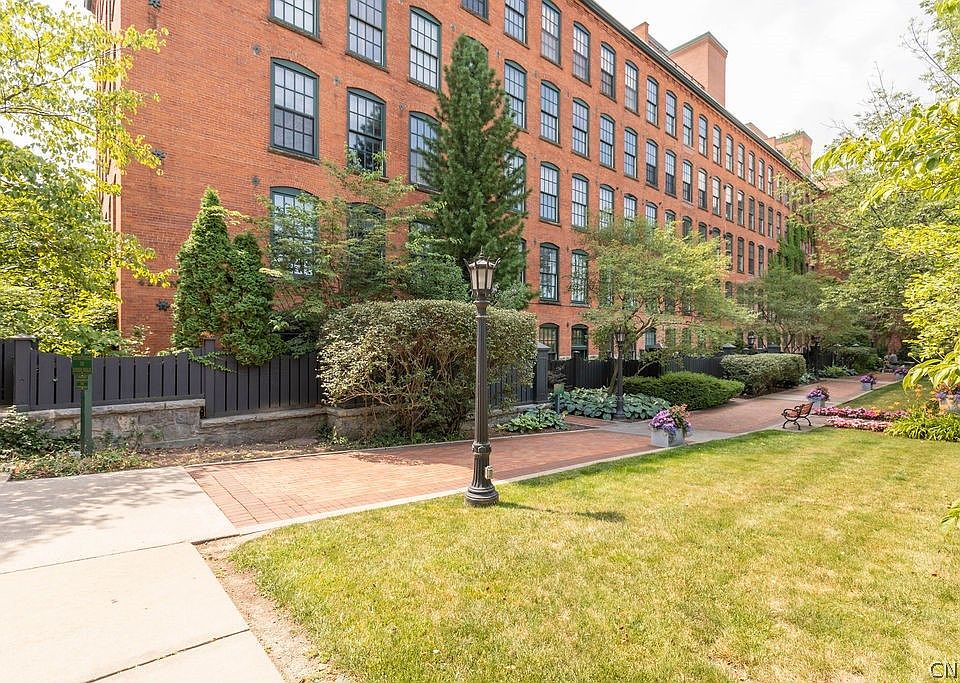 1st image of 429 N Franklin St APT 310