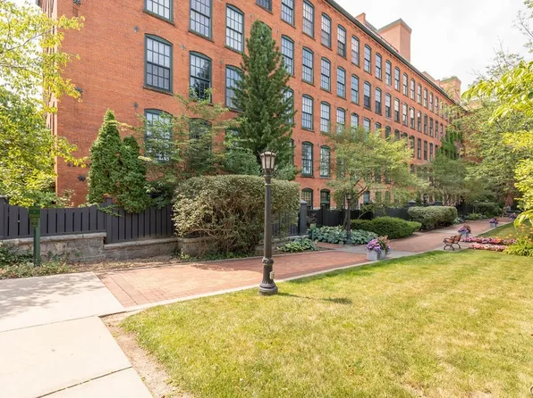 429 N Franklin St APT 310, Syracuse, NY 13202