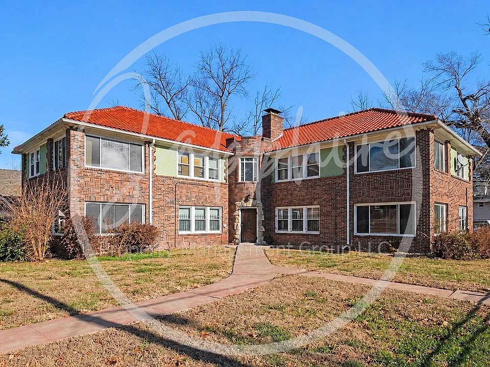 5455 Paseo Blvd #2N
