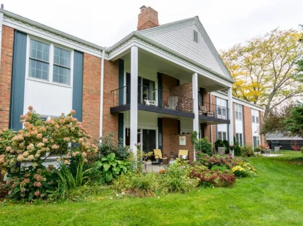 2311 Wealthy St SE #A-4, Grand Rapids, MI 49506