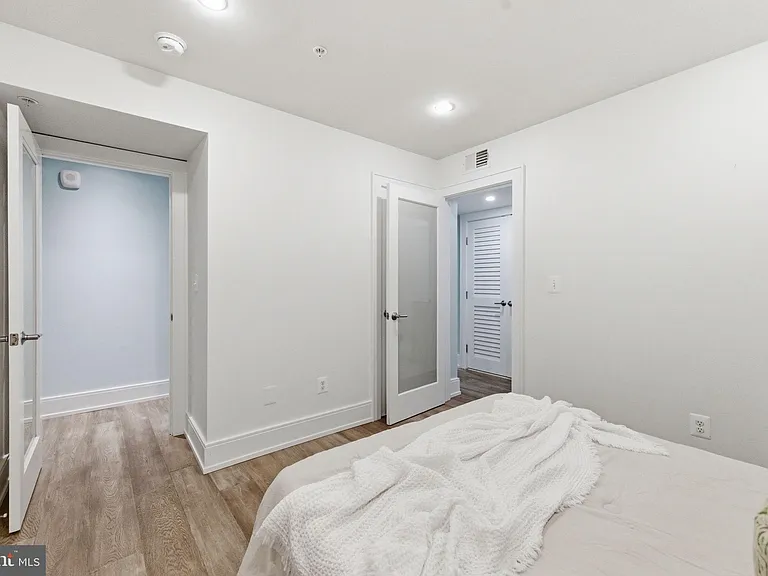 1465 Harvard St NW #B101 — Photo 11