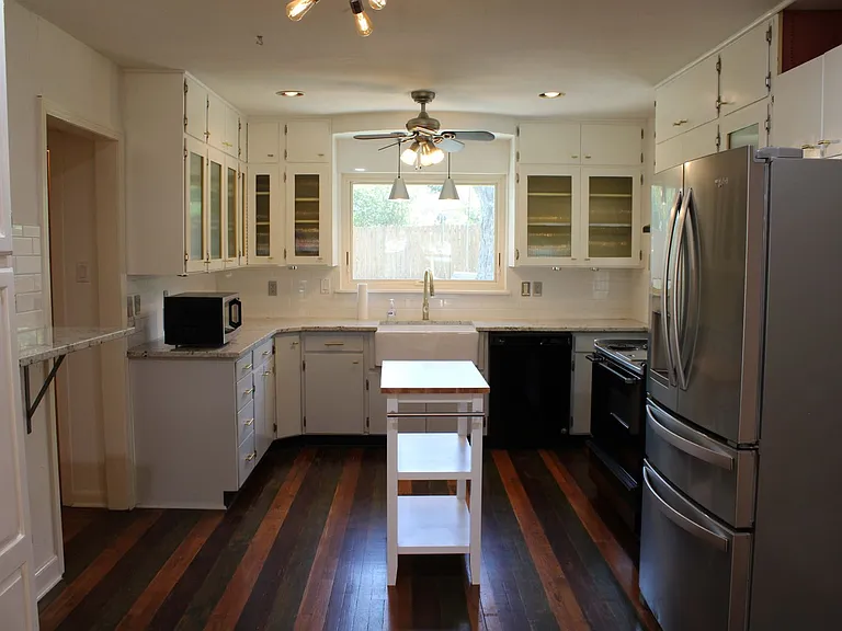 140 Arvin Dr — Photo 9