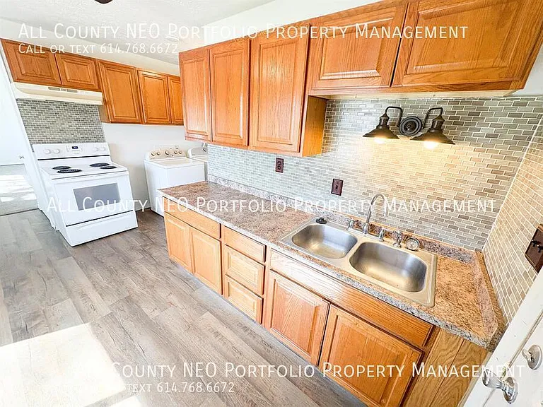 1748 Ward Rd — Photo 8