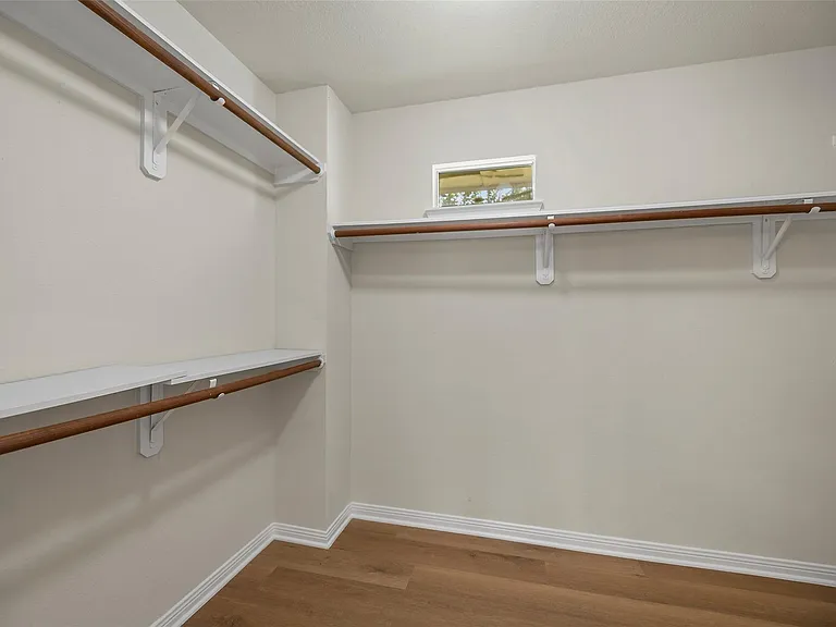 4922 Moss Run Dr — Photo 31