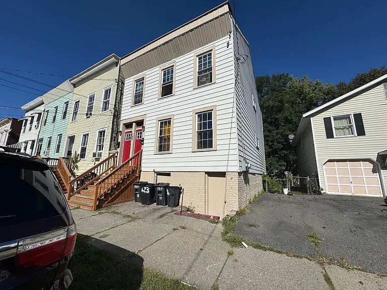 193 Livingston Ave #1 — Photo 1
