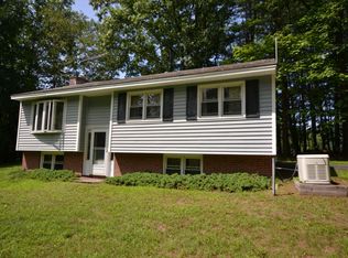 3 South Rd, Gansevoort, NY 12831